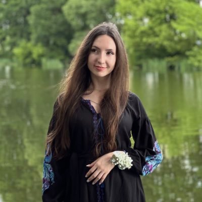 Gauloises300's profile picture. 💛 @babusiakatrusi