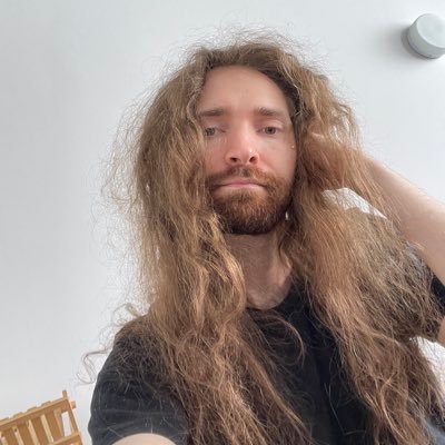 fish_elysium's profile picture. мне сложно