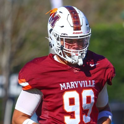 Maryville College • Defensive Lineman •Class of 2027🎓 •6’4 •250 •Psalm 40:1 https://t.co/JhGAYa0jpy