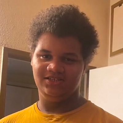 18Dyslexic, ADHD, Navigating life after a Major loss.🇵🇷BIPOC Enby 🟨⬜️🟪⬛️ (any) Working towards healing & continuing education. Strength in every step. 🕊️🎓