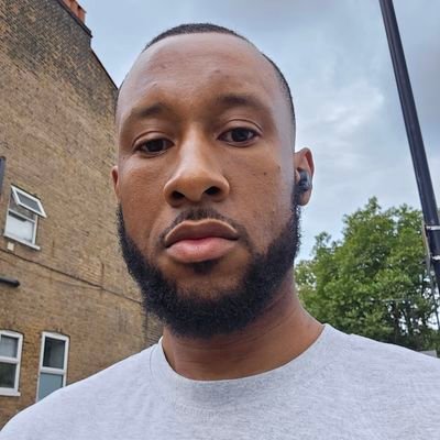 Artist/Animator and part time dancer
Comicbooks|Videogames|Art|Animation