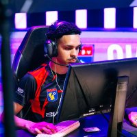PESO (@pesovlr) 's Twitter Profile
