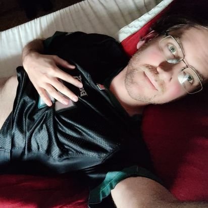 New profile. Let's collab and have fun.
Cum in and on me. Wherever you want. 😉
