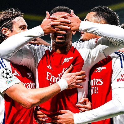 Arsenal 🔴 Holder med de røde i politik såvel som fodbold.
Hedder Jeppe. Stan for Gabriel Magalhaes.
