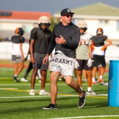 LB & Edge Specialist/ Rush Training Systems/ NFL Private Trainer/ Defensive Coordinator @SaberFootballHI