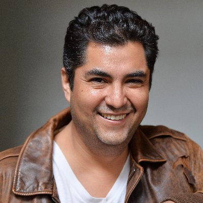 mnfamous's profile picture. 