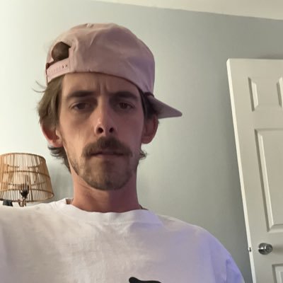 levywright's profile picture. i do me & i chill