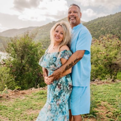 Wife of @treeceadvantage •Mom• BSN, RN, Division Director • ETSU Alum • Virgin Islands • Thalassophile • 🌊🎶♑️🇻🇮✝️🏝 🟧⬜️🟧⬜️