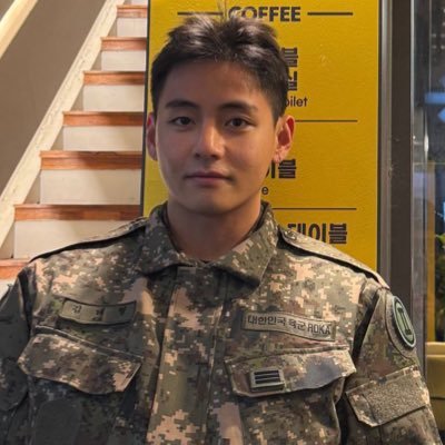 vivis_15_'s profile picture. ✨