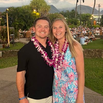 MariaDeeter's profile picture. Make an Impact | PT, DPT 🖤💛| 🐶💪🏼