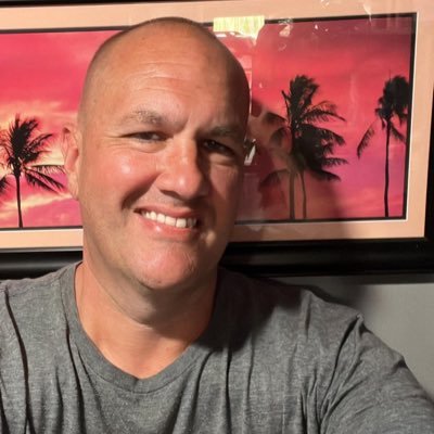 Here to be of service. Truth advocate for PLS and HEX seeking progress not perfection unless it’s decentralized. Let's help each other love, laugh and win. 🇺🇸