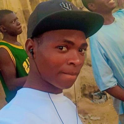 KwaroUk73951's profile picture. Socialernig:username