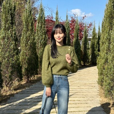 she/her 🏳️🌈 my universe; dump account for my favs: twice, itzy, nmixx, jypnation, kdramas.. a lil bit of everything
