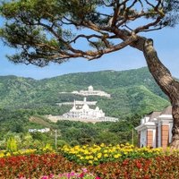 もし君が、皆が幸せになる世界を築きたいと本気で思うのなら方法は一つだ。 醜さを愛せ (@kyktomoki) Twitter profile photo