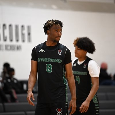 6ft5 Wing || myerscough basketball || class of 2025 || 85kg (187lbs) . contact :aaronogunjobi@gmail.com. 🇬🇧🇩🇪
