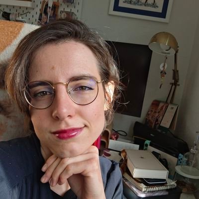 Aspiring french author and artist
I dream a lot 💜
LGBTQ+ & women rights
French and English account