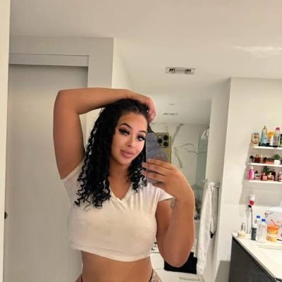 MaryKat31118854's profile picture. 