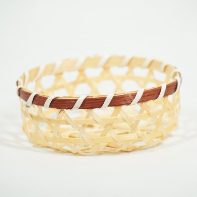 takezaikunokago's profile picture. 自然素材の伝統工芸