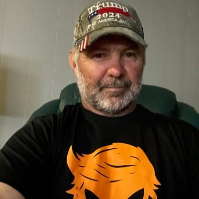 OaksTad's profile picture. 