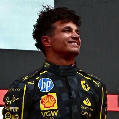 oh_landogostoso's profile picture. LN⁴ 🧡                                                                                           
Scuderia Ferrari ❤️