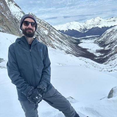 Arquiteto e Urbanista, ex Analista de Sistemas, São paulino que costumava fazer memes numas páginas famosas pra vocês darem umas risadas.