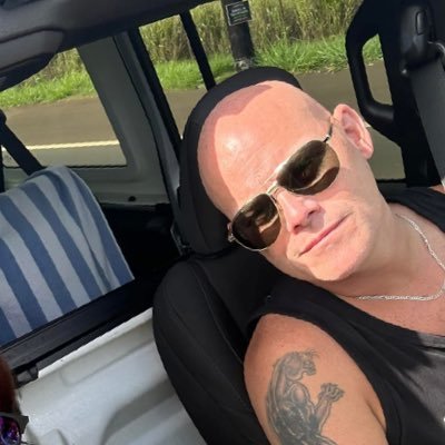 jimz_minty's profile picture. No pronouns, no vaccine, no woke bullshit. Proud husband, father, business owner and patriot. 🇨🇦🇺🇸