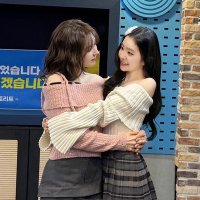 questionable things that wenrene did π©·ππ©· (@questionablewr) 's Twitter Profile