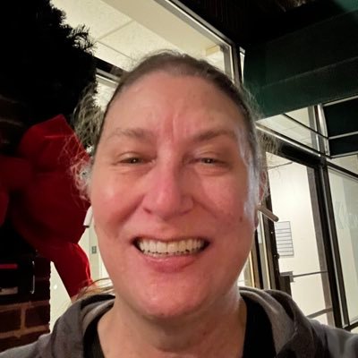 🔥66 year old resister 🚫 MAGA 🚫 dm’s, I ❤️🐈 and 🐕 retired. Fuck racism.