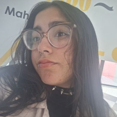 she - he - they🇧🇷🇪🇸 18 !
Post-Left Anarchist Queer/Deathmetalhead and ♫⃠/Artist/Autistic/Makeup Nerd asf
(i love my girls)
use tonetags pls!! :3