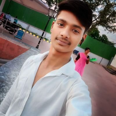 NITISHK09019714's profile picture. ➊⓿⓿%🅕🅞🅛🅛🅞🅦 🅑🅐🅒🅚
कट्टर हिन्दू 🚩
₱ⱤØĐɄ₵₮ ฿Ɏ Ɏ₳ĐⱧɄV₳₦₴i🙏🏻🙏🏻