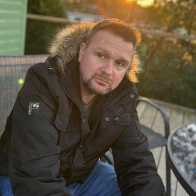 Author with @PitchPublishing ✍🏻, qualified journalist of 20+ years 📰, avid Rochdale AFC ⚽️ and Lancs CCC 🏏 fan. Views are my own