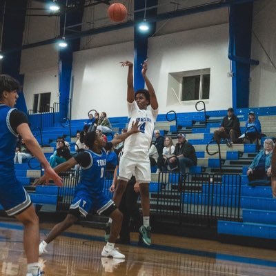 SalmanAli778's profile picture. 6’2 combo guard 3.7 gpa 19 years old.