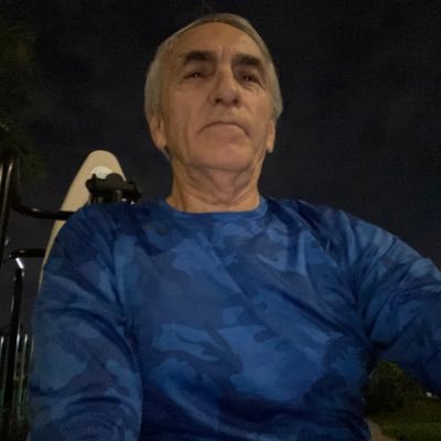 Psicológo Clínico, Runner ,me fascina el Parque Ecologico Chipinque subir caminando, trotando o en bici,nadar. #yosoyobradorista #4T 🇲🇽✌🏻😎