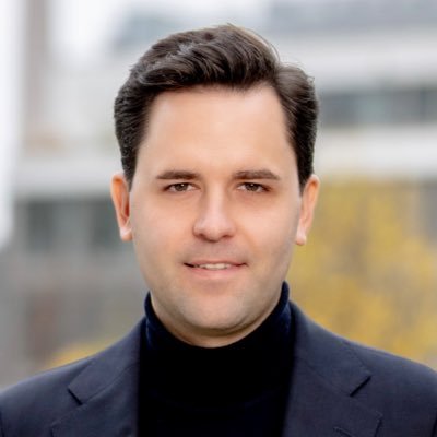 Düsseldorf | Optimist | Volljurist | Industrie | Kolping | BVB | Basketball | Bundesvorsitzender Junge Union | Bundestagsabgeordneter für Düsseldorf
