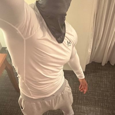 The Original Masculine Pwr Bottom. Proud DL King. I always record, so don’t ask. No collabs. DL big dick men only hmu. I’m Dominate. Never show face.