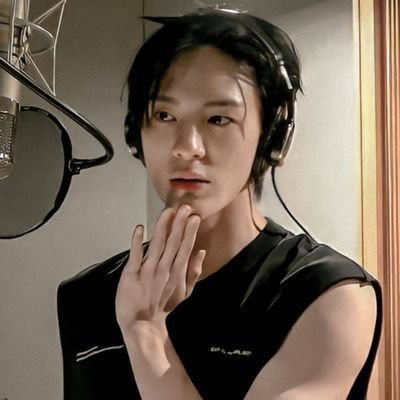 ˚ ༘♡ ⋆。˚ bns for #이제노 and #得能勇志 | active 6pm onwards