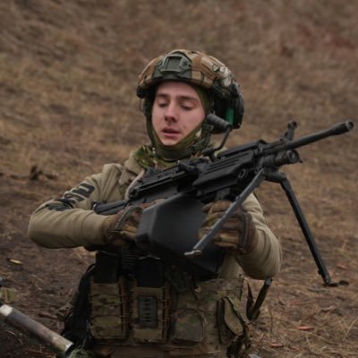 20, Бойовий медик, ex-cs pro player(to be continued) proud Ukrainian
