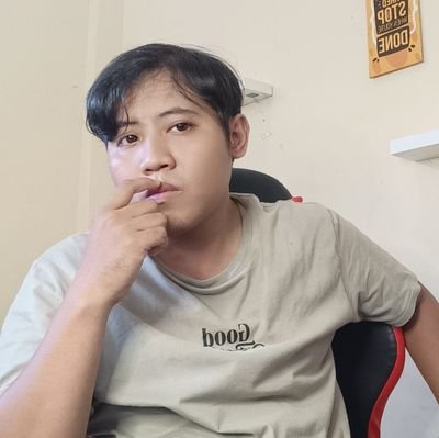 bahamut_xii's profile picture. Gua Seorang Profesional Graphic Designer, Video Editor dan Digital Marketing, gua juga cukup aktif nulis, dan konsultan marketing