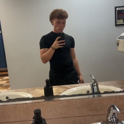 Edgelink2's profile picture. 