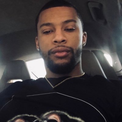 Yahweh, father, Artist,Lakers, 49ers #GoBlue #2pac #RIPKobeandGigi #Aaliyah #MambaMentality I ❤️ black women😍🍫 RIP Granddad🕊️ 824: Tayler out now!!!