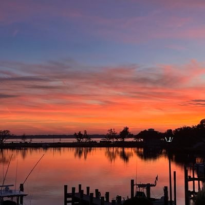 Albemarlefilly's profile picture. former English teacher; forever wife, mom, mimi; Christ-follower,book lover, pianist; working to redeem the name “Karen” from insult culture; No DMs