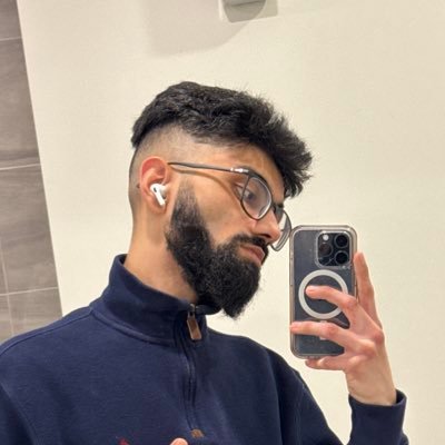 hamza_visionary's profile picture. Mujahid. At-Taif Al-Mansura👑🧎🏾‍♂️‍➡️Polymath📝 Pursuit of Truth. “How can you have patience for what you do not encompass in knowledge?”(Quran, 18:68)🏳️🏴🍉