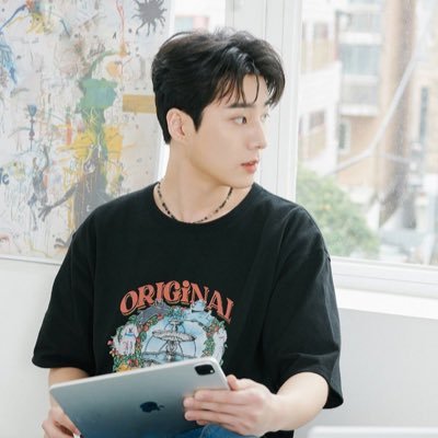 livewry's profile picture. 𝐽𝑎𝑐𝑘 𝑜𝑓 𝐴𝑙𝑙 𝑇𝑟𝑎𝑑𝑒𝑠. “Day6’s soulful voice and versatile talent captivate audiences worldwide.” MVRP: Brian Dimitrios Kangrove (1993) | Lunaris