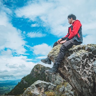 Alastartt's profile picture. 'To stand in a dragon’s presence, even for the briefest of moments—even at the risk of one’s life—is a delight that, once experienced, can never be forgotten'