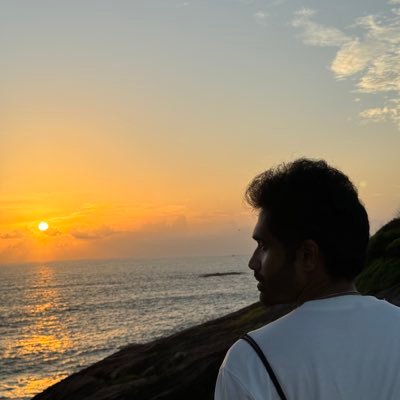 justvenkyyy's profile picture. 
