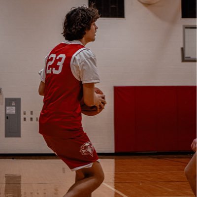 6’5 195 || Lakota West Class of 2027 || 3.6 GPA || Cell 513-416-6688