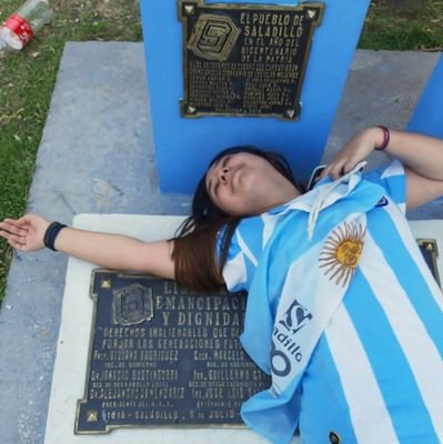 fatiasin's profile picture. argentina, por suerte.

del que nunca descendió