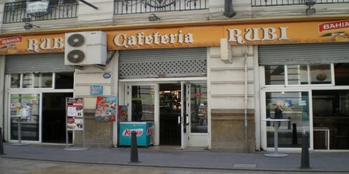 Cafetería Rubi, un establecimiento para disfrutar de unos sabrosos y deliciosos bocadillos junto con una gran variedad de tapas. En el mismo centro de Valencia.