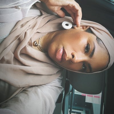 prettySkinneb's profile picture. Ericab_18