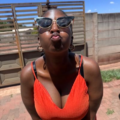 RukudzoIrene's profile picture. Politics | Education | Technology |Entreprenuership |Women Empowerment | Discipline achieves what ambition seeks.| Researcher @STGEUI